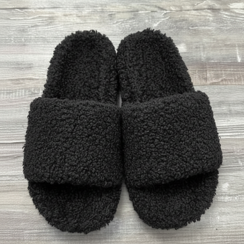 Balenciaga slides size 9 only